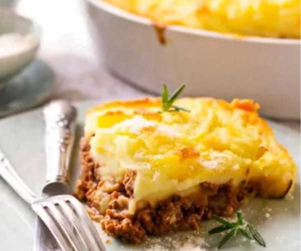 Escondidinho De Aipim Com Recheio de Carne Moida e Queijo (350g)