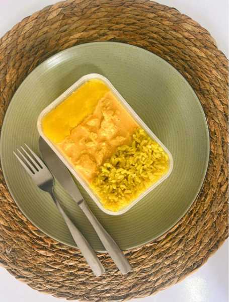 Estrogonofe de Frango com Purê de Mandioquinha (350G)